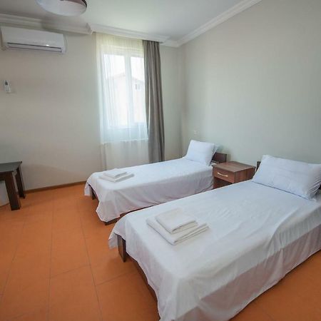 Hotel Cosmos Batumi Zewnętrze zdjęcie